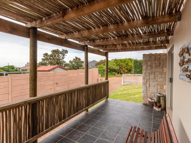 Sea-View Double Storey Home in Sought-After Nemesia Road, Bettys Bay - Photo 8