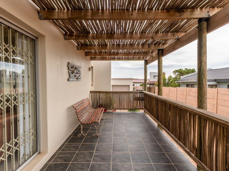 Sea-View Double Storey Home in Sought-After Nemesia Road, Bettys Bay - Photo 5