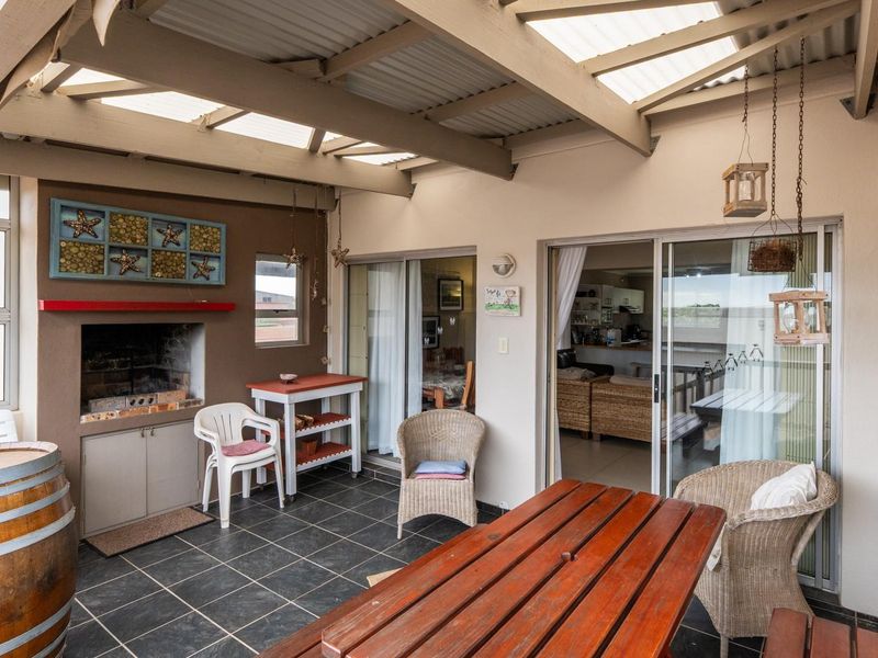 Sea-View Double Storey Home in Sought-After Nemesia Road, Bettys Bay - Photo 3