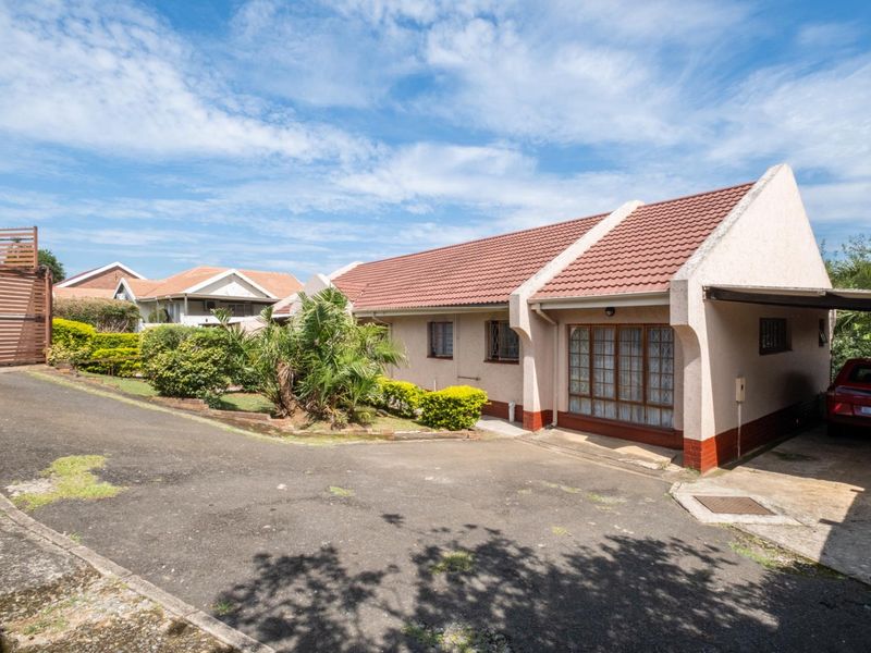 Spacious 4-Bedroom Family Home in Bisley, Pietermaritzburg - Photo 3