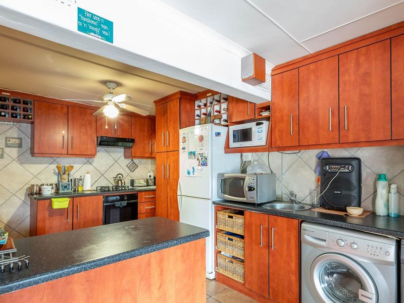 Popular secure complex in Hartenbos - Photo 4