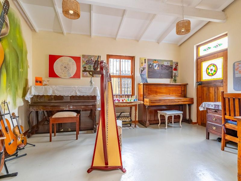 A Family Dream Home in a secure and serene estate - Photo 10