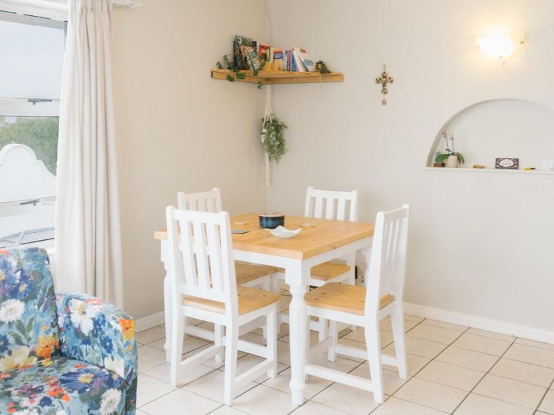 RENTAL APARTMENT in CHASMAR, BEACH ROAD, STRAND - Photo 9