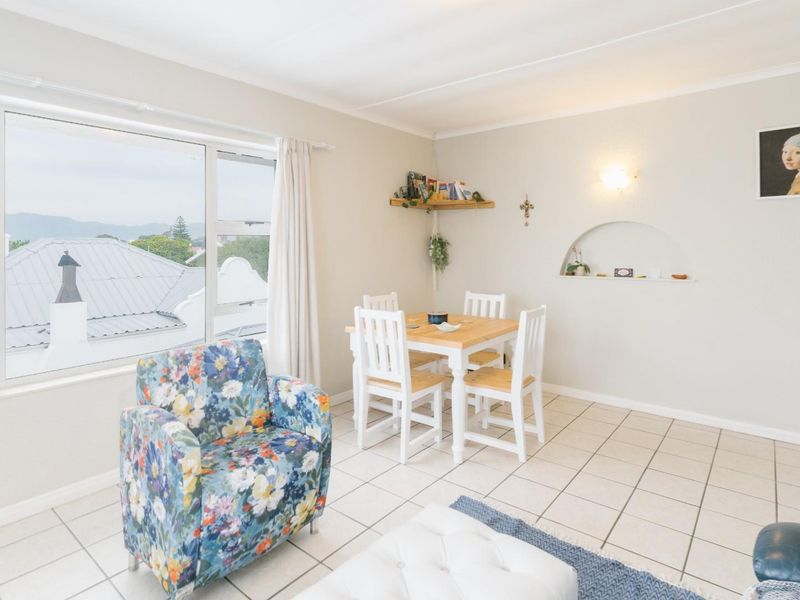 RENTAL APARTMENT in CHASMAR, BEACH ROAD, STRAND - Photo 8