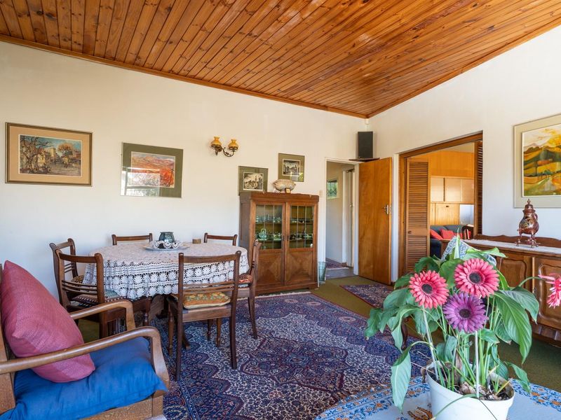 Four Bedroom House For Sale in Courtrai - Photo 8