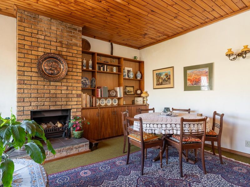 Four Bedroom House For Sale in Courtrai - Photo 7