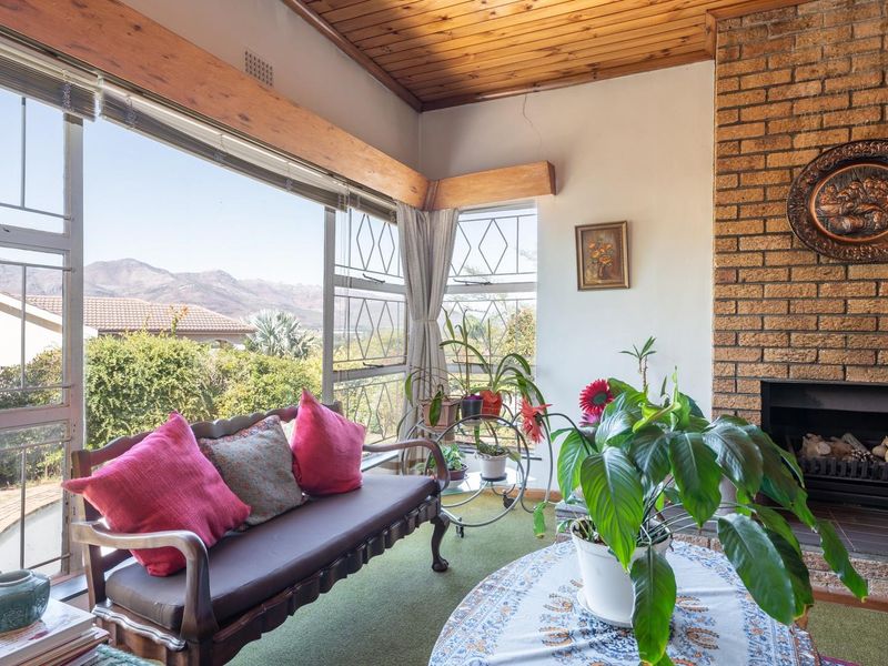 Four Bedroom House For Sale in Courtrai - Photo 6