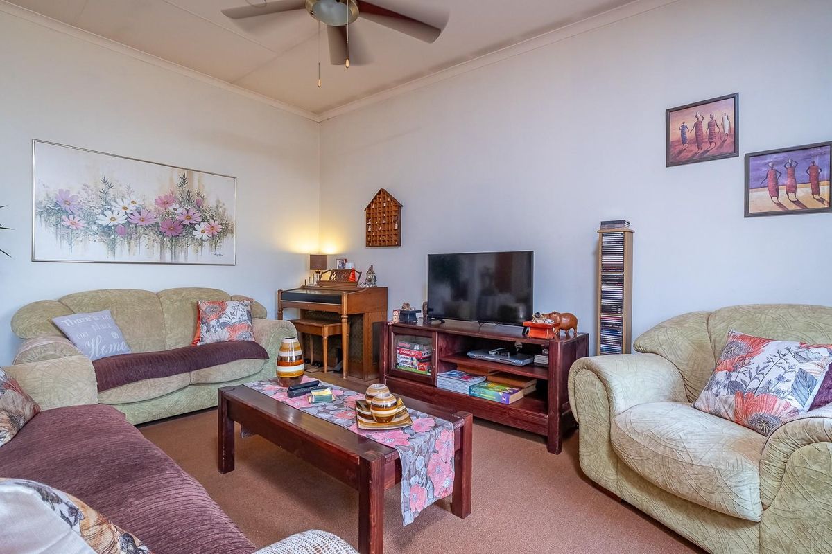 Spacious, Affordable 3 Bedroom 2 Bathroom Apartment Opposite Hospital - Ideal for Investors - Photo 4