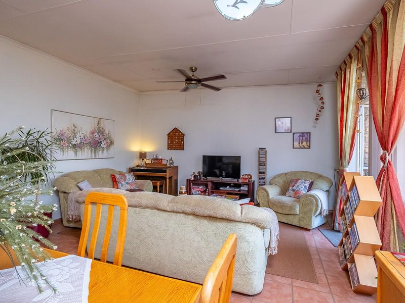 Spacious, Affordable 3 Bedroom 2 Bathroom Apartment Opposite Hospital - Ideal for Investors - Photo 7