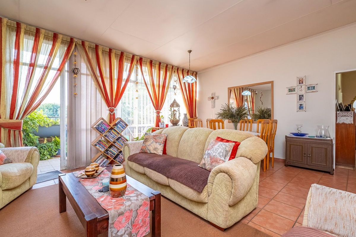 Spacious, Affordable 3 Bedroom 2 Bathroom Apartment Opposite Hospital - Ideal for Investors - Photo 5