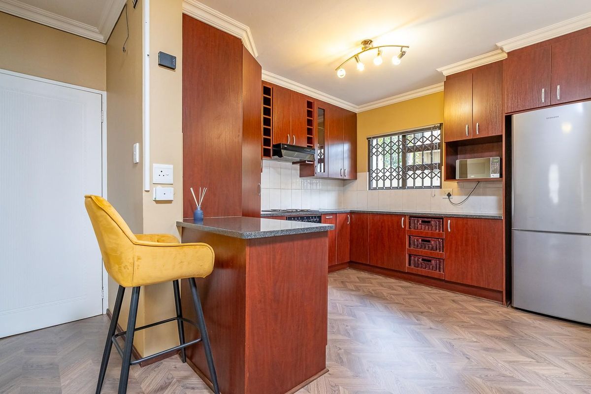 Neat family home with generator power in secure complex - Photo 5