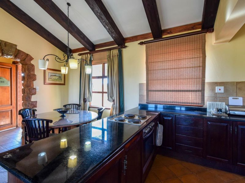 IDEAL FOR RETIREMENT, WEEKEND GETAWAY and AIRBNB - Photo 7