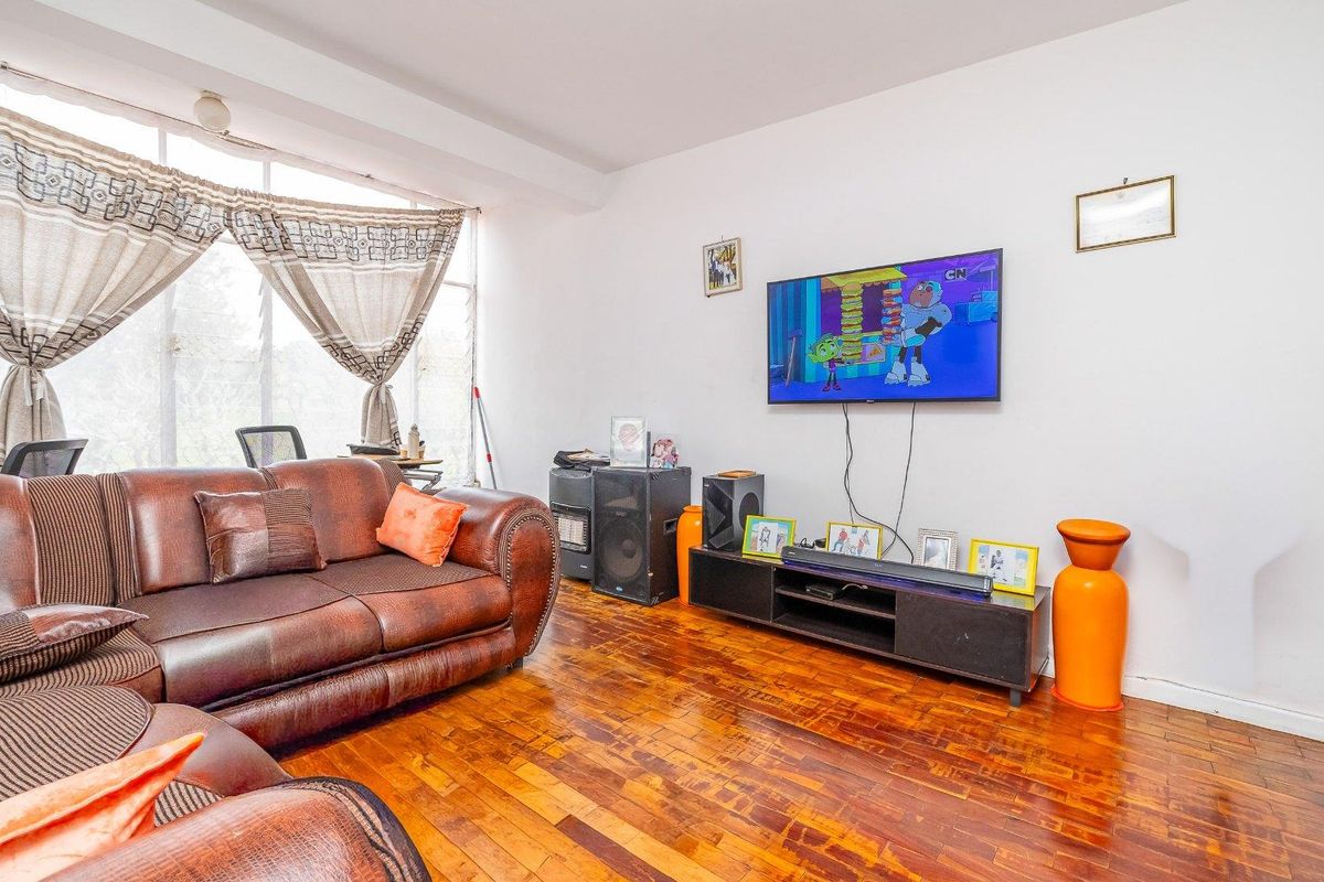 Ideal Choice for Investors or First-Time Buyers - Photo 2