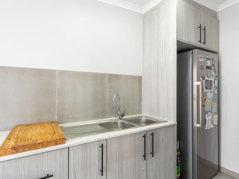 COASTAL CHARM MEETS EASY LIVING - JUST STEPS FROM THE BEACH - Photo 9