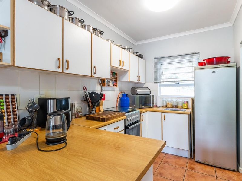 Three Bedroom House For Sale in Northern Paarl - Photo 6