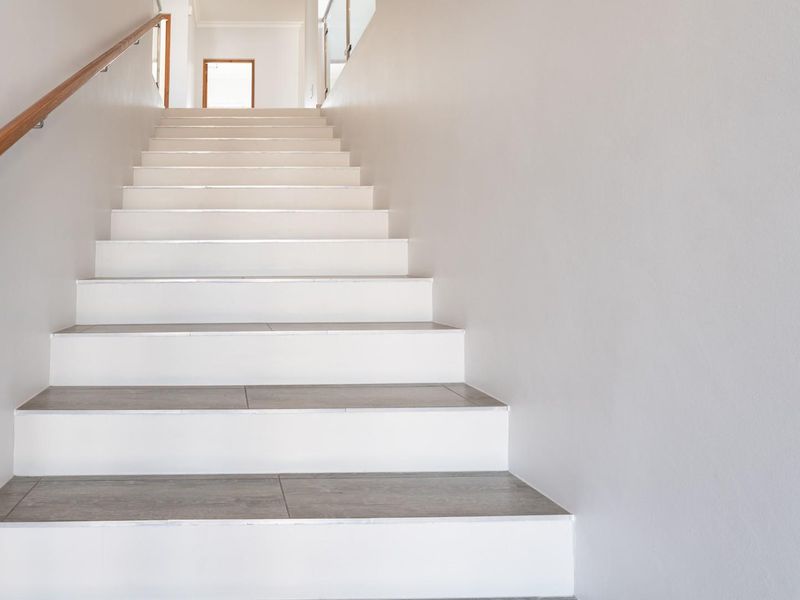 Versatile 5-Bedroom Home in Sought-After Calypso Beach - Ideal for Family Living or Income Generatio - Photo 4