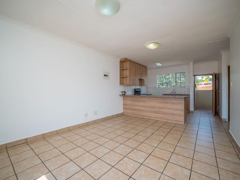 1 Bedroom 1 Full Bathroom 1 Lock-Up Garage Apartment for Sale in Zwartkop - Photo 9