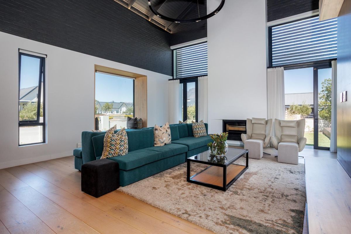 Modern Luxury Living with Uninterrupted Mountain Views - Photo 2