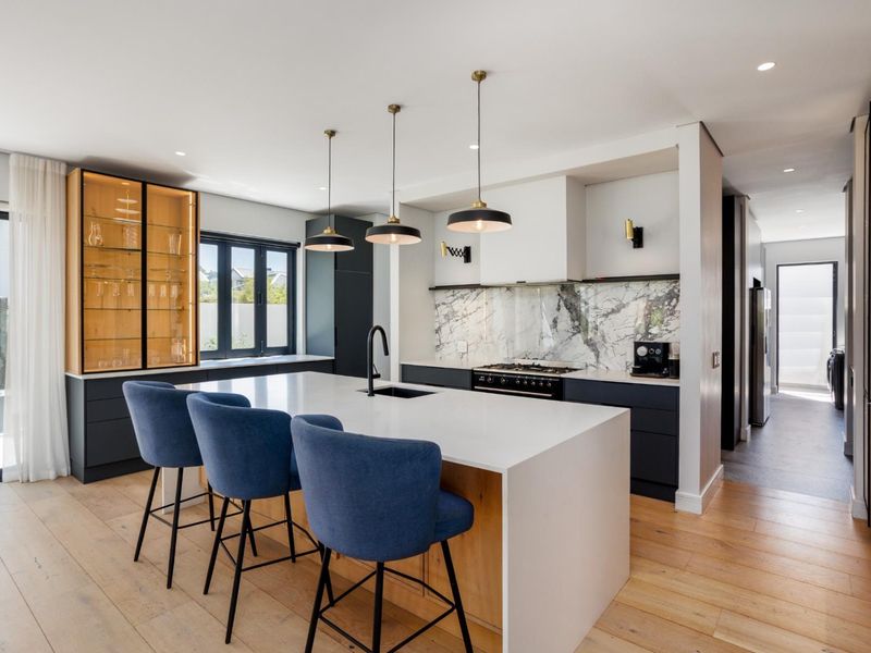 Modern Luxury Living with Uninterrupted Mountain Views - Photo 9