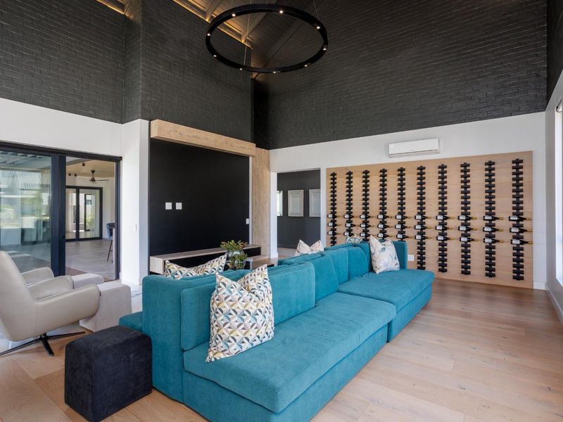 Modern Luxury Living with Uninterrupted Mountain Views - Photo 3