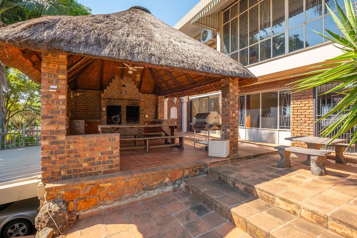 Mountain-Side Bargain - Priced to Sell FAST! - Photo 4