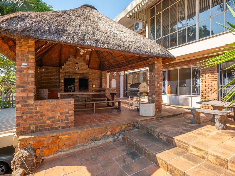 Mountain-Side Bargain - Priced to Sell FAST! - Photo 4