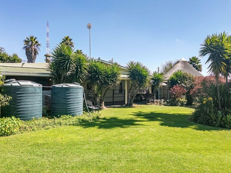 Your Private Farm Retreat Just Minutes from Town - Photo 3