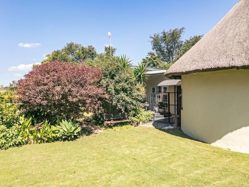 Your Private Farm Retreat Just Minutes from Town - Photo 4