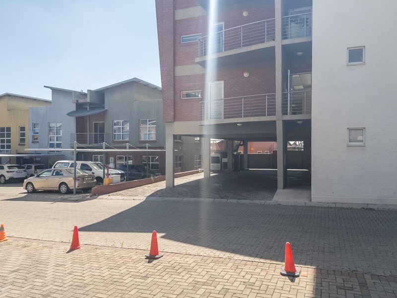 Bendor Business Hub - Ready for Occupation - Photo 5