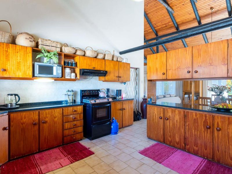 Charming North facing family home - Photo 10