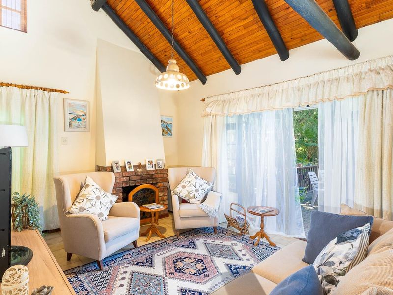 Charming North facing family home - Photo 6