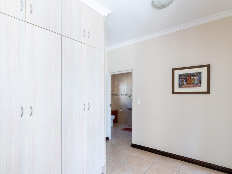 Charming North-Facing 2-Bedroom Home in Blue Mountain Retirement Estate - Photo 9