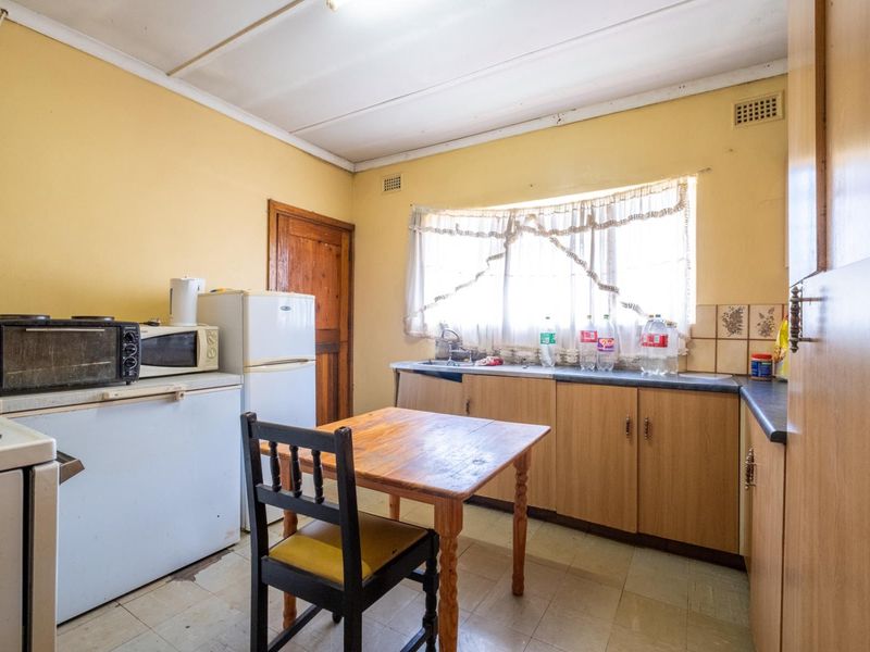 Sole Mandate In The Heart of Howick West - Fantastic Opportunity For Families And Investors. - Photo 10