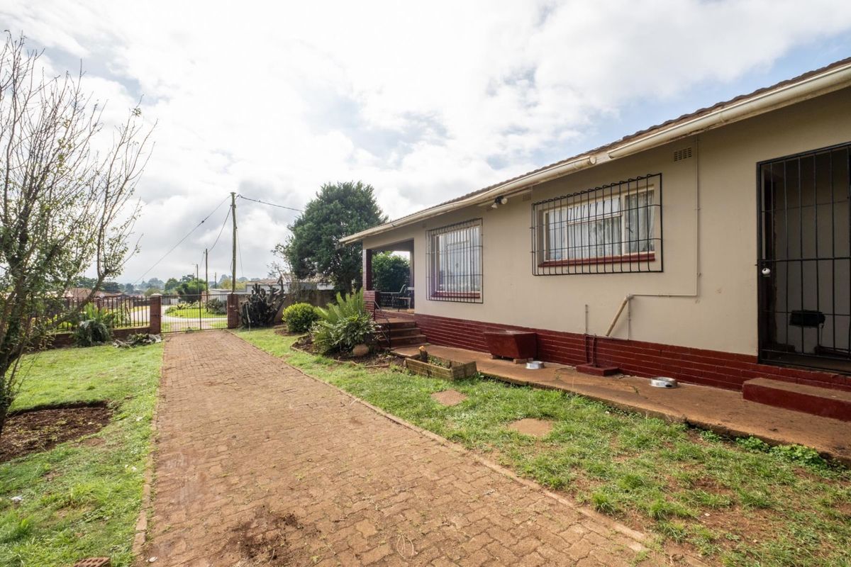 Sole Mandate In The Heart of Howick West - Fantastic Opportunity For Families And Investors. - Photo 4