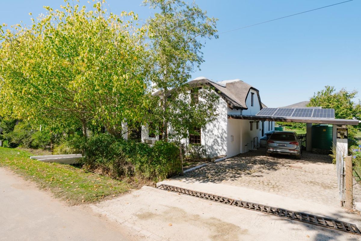 Authentic Greyton cottage in beautiful Queen Street - Photo 3