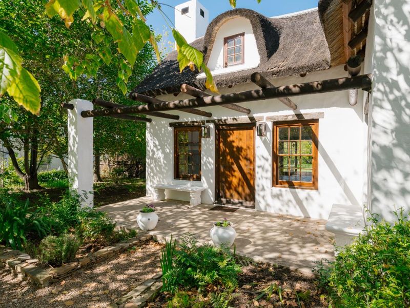House Under Offer in Greyton Caledon - Photo 2