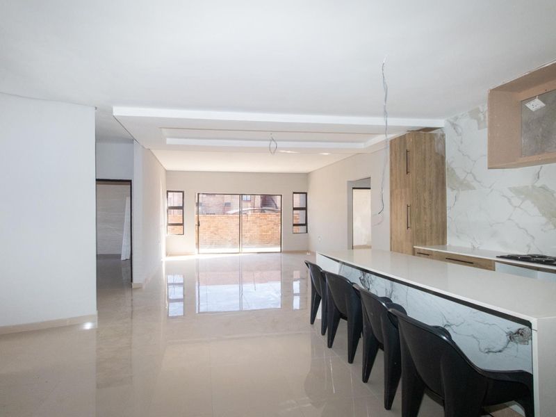 A Modern Retreat in Bendor Security Estate! - Photo 6