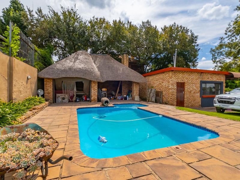 Tuscan Elegance Meets Versatile Family Living - A Home Designed for More Than Just Living - Photo 7