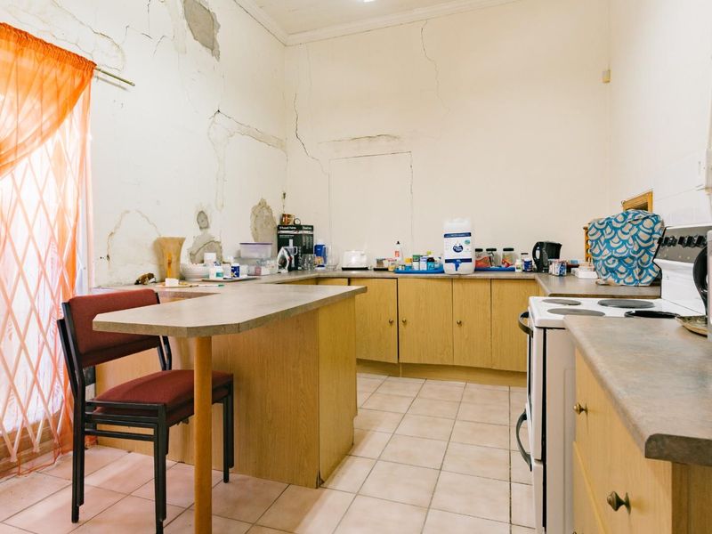 Unlock the Potential in This Charming Fixer-Upper! - Photo 8