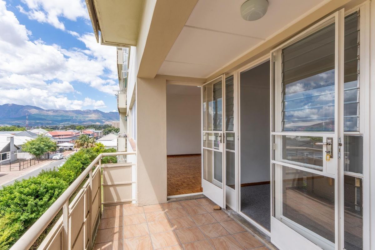 Charming 2-Bedroom Apartment for Rent - Move in Ready! - Photo 3