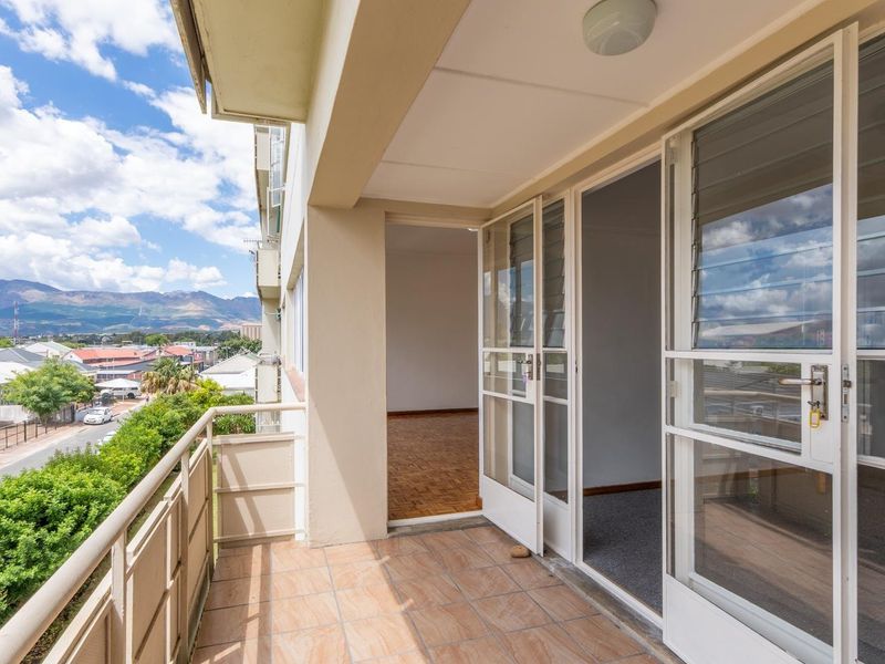 Charming 2-Bedroom Apartment for Rent - Move in Ready! - Photo 3