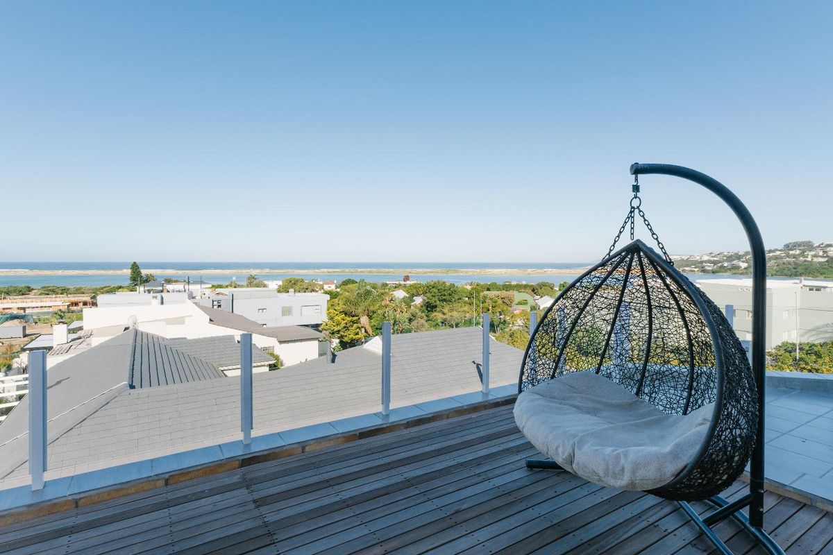 A Bird’s Eye View of the Ocean and Lagoon - Photo 3