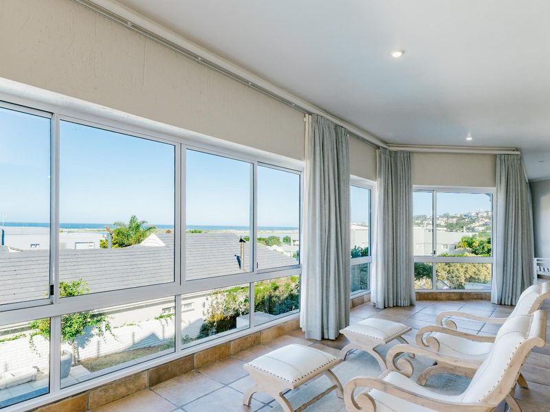 A Bird’s Eye View of the Ocean and Lagoon - Photo 10