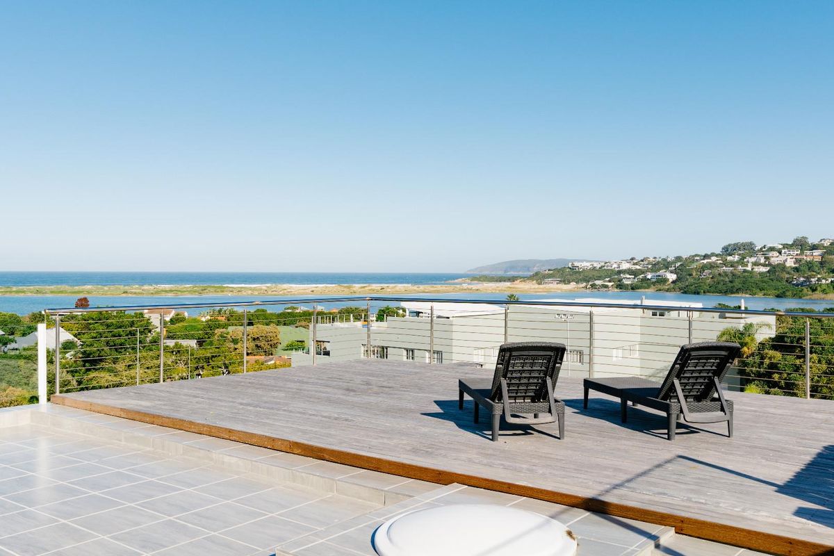 A Bird’s Eye View of the Ocean and Lagoon - Photo 5