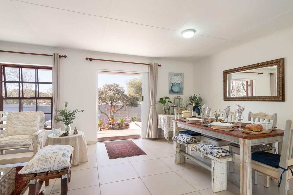 Country Cottage - Photo 3