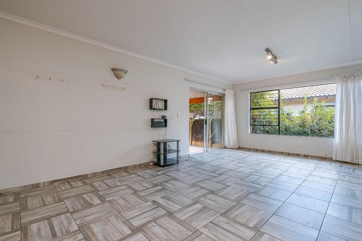 The Ideal Fourways  Starter home Priced to Go! - Photo 4