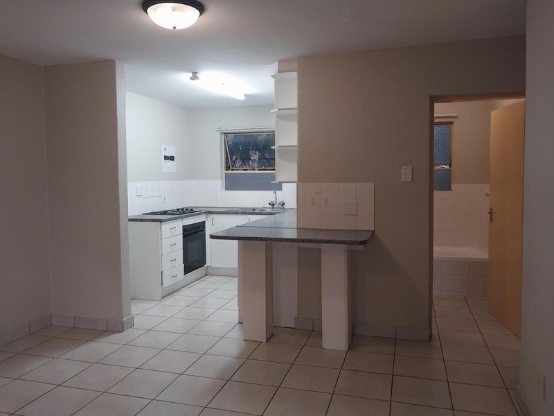 Charming 2-Bed, 1-Bath Rental in Cayman Bay - Photo 2