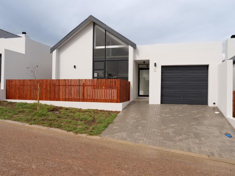 BRAND NEW | MODERN LIVING | MOVE-IN READY - Photo 2