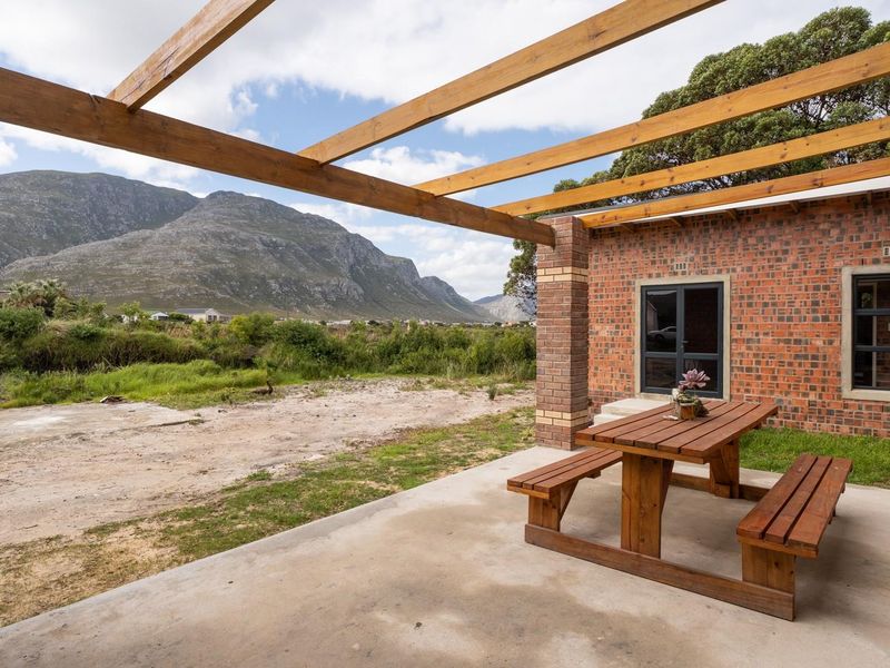 Contemporary home in beautiful Betty's Bay - Photo 8