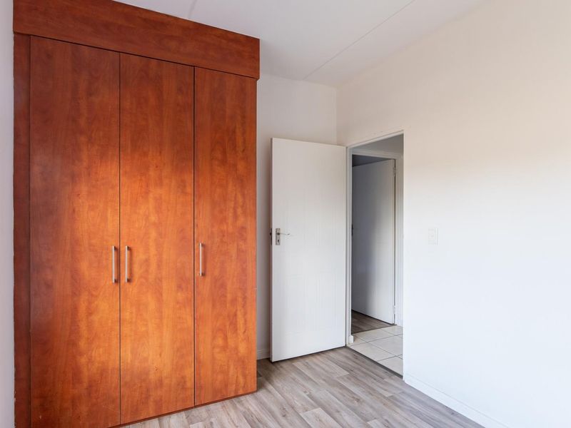 3-Bedroom Ground Floor Apartment in Langebaan Country Estate - Photo 10